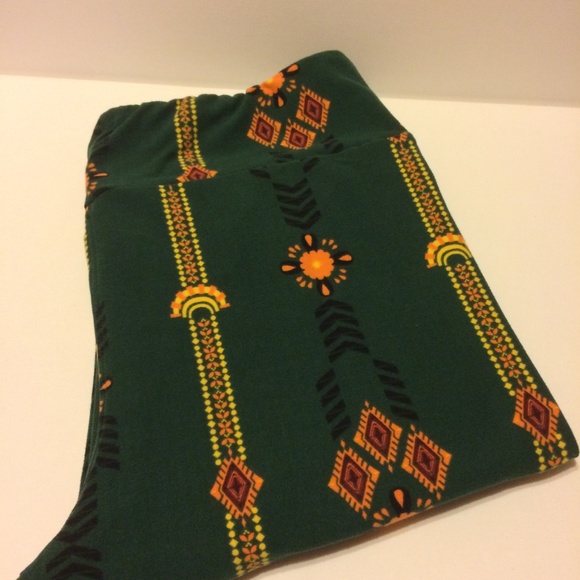 LulaRoe Leggings Soft Tall & Curvy Green Multi - Picture 3 of 7